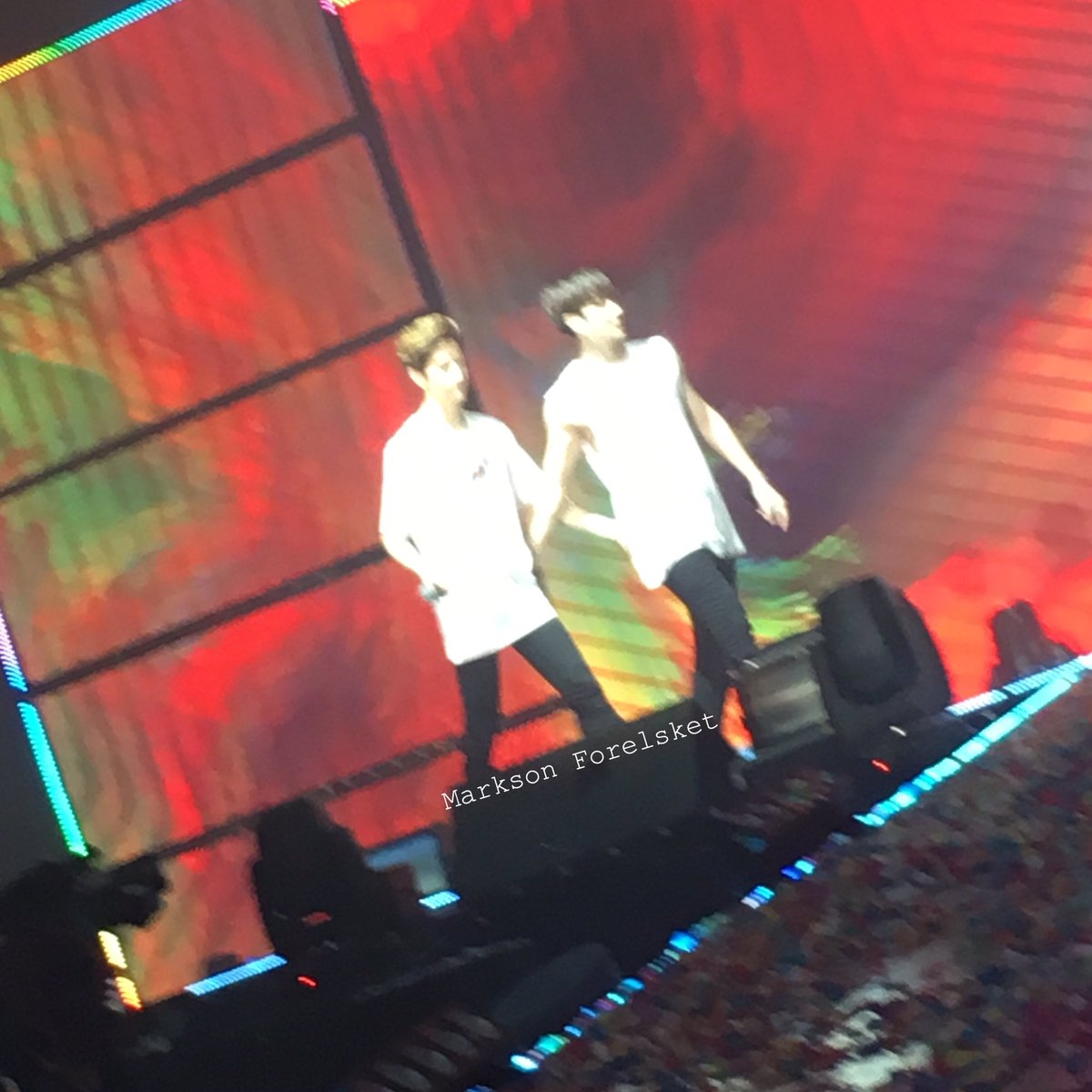 marksonforelskt's tweet photo. Pat pat 
#got7inchiangmai 
#Got7thailandtour 
#Markson 
#Jark https://t.co/RnwxKBWRWJ