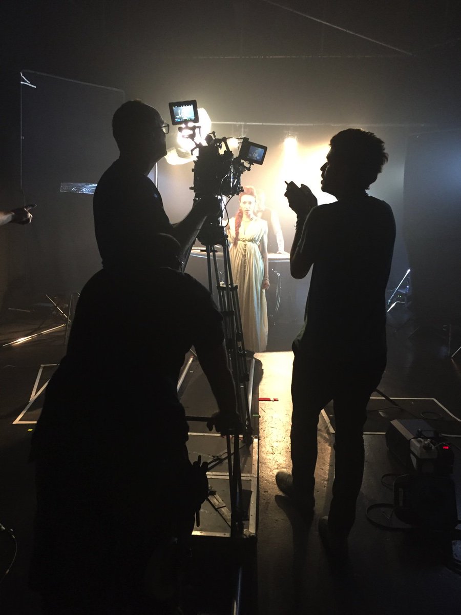 LinklineCrew's tweet photo. #davidmeadows #dop #frankienapoli #focuspuller #philhuberty #cameraassistant @linklinecrew #setlife #commericals https://t.co/4cQCmzPf4i