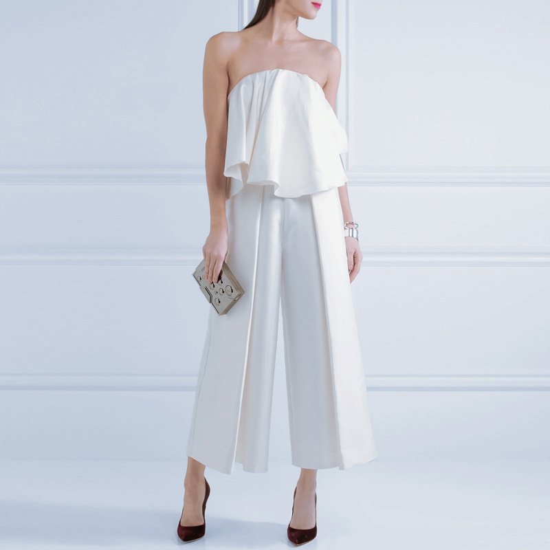 Angelina12133's tweet photo. New collection at instagram @Ailsaclothing1  #bandage #women #fashion #dress #bandagedress #jumpsuits #partyjumpsuits #onlineshopping #sexy https://t.co/JVZzE75B0V