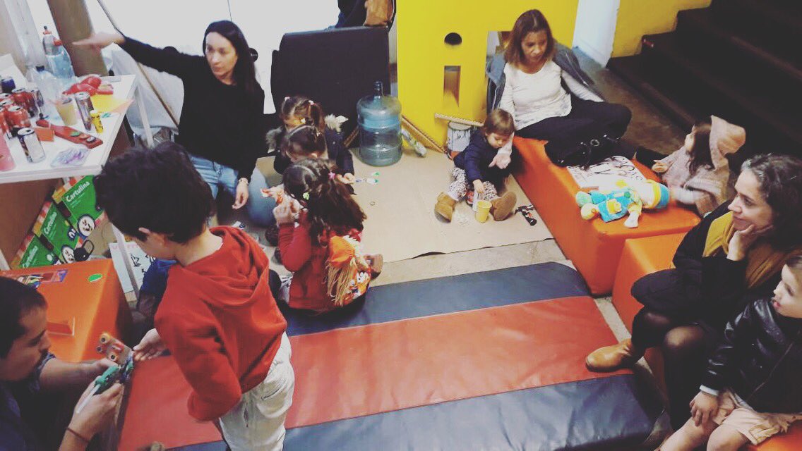 ifMusicOficial's tweet photo. Nuestro taller de instrumentos con material reciclado este fin de semana en D-iF de @iF_ideasfactory 
#DiFesDiseño https://t.co/0nOiLikNah