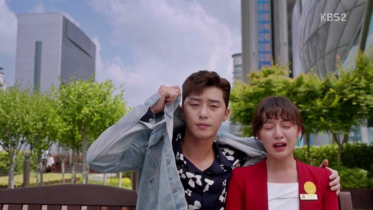 TheDramaKorea's tweet photo. Kita semua butuh sahabat kayak Park Seo Joon : ditatapnya nikmat, disenderinnya enak. https://t.co/4skywbXskj
