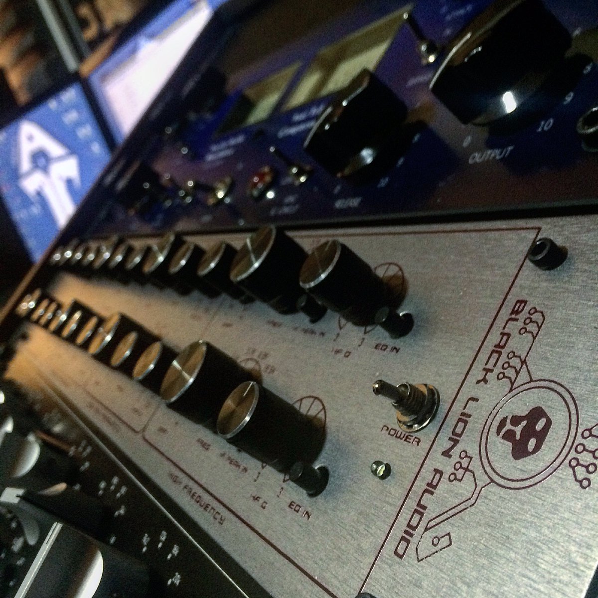 TripleA_Estudio's tweet photo. Mezcla y Mastering profesional!, Precios cerrados. ¿A que esperas? https://t.co/1myGcVaIRt
