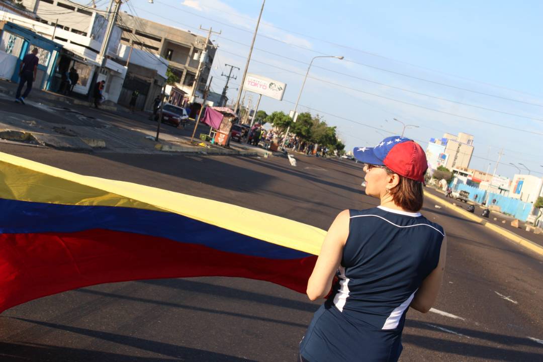 jorgelinar18's tweet photo. #5jun #maracaibo #ELPLANTON #Amparo @Maracaibo222 @martakaree @MiVzlaHeroica @marupita @MaticaDeSemeruc @jesemielll @lizardo_jesus https://t.co/LaxWunipw7
