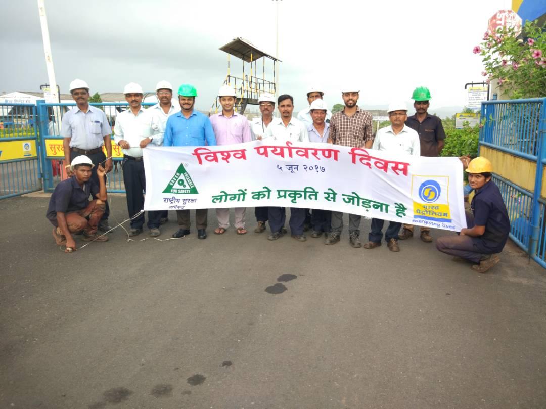 BPCLGoa's tweet photo. World Environment Day celebrated at Goa LPG. Save tree save life @BPCLWRLPG @vijaytilak1 @BPCLimited https://t.co/8Z84mc6wj3