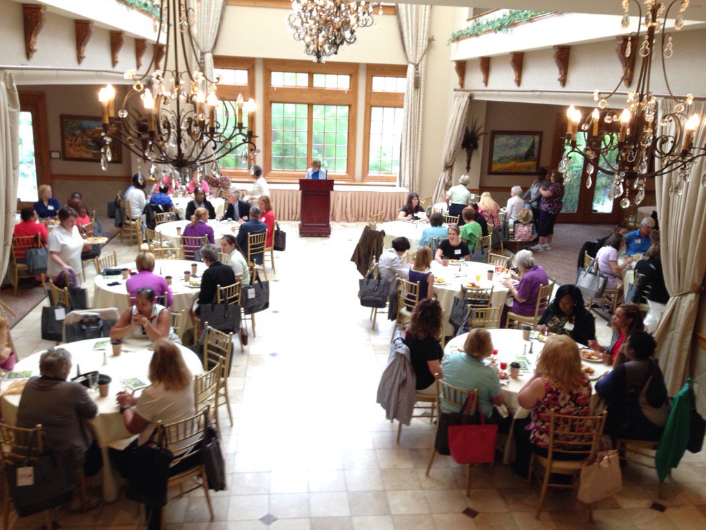 mccc's tweet image. Great turnout for Leading Women fundraiser! #womenhelpingwomen #scholarships #supportprograms #MC3LW