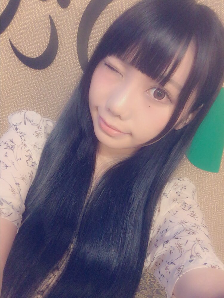 mashilo_'s tweet image. 行ってきた💗ましちゃのSNSを見たと伝えると、初回の方は小顔矯正が半額の4000円になるよ⭐︎電気でビリビリしてもらえるから普段使わない筋肉が引き締まる感じでおすすめ💗
#Pits
#小顔矯正
#骨盤矯正
【施術工程・予約はコチラ】
goo.gl/hJZzNB