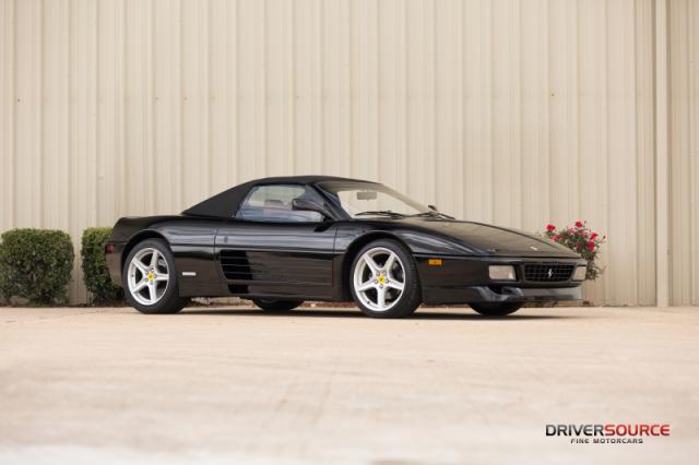 ClassicMotorSal's tweet image. 1995 #Ferrari348 #Spider #monday #mondayblues #mondaymorning #mondaymotivation #classiccarsforsale ow.ly/QSOq30cjF6x