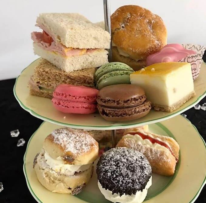 sugarvine's tweet photo. Hide form the rain @BijouOf  a small jewel of a coffee shop  with a great range of #gluten-free dishes #Lytham 
https://t.co/mvtfx6N6KT https://t.co/MZVhOAoeEF