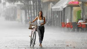 PremPropesp's tweet photo. Watching one of our very few raining days from a cosy cafe #Mallorca #rainyday #buyoffplan #offplan #Espana #RealEstate #invest #property https://t.co/xYooSgJPPu