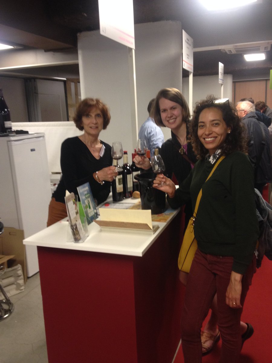 Belles rencontres au Salon des <a href="/vigneronindep/">Vignerons Indépendants de France</a>: 2 charmantes américaines sur les traces de Thomas Jefferson, notre #Mailhol '11/ #womendowine