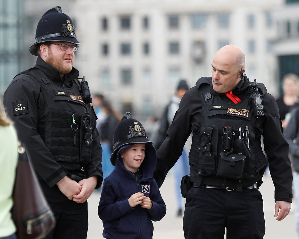 the city of london police City of london police, london, united kingdom 13k likes we police the square mile of the city of london in the uk to report crime, call 101 or in an. the city of london police City of london police, london, united kingdom 13k likes we police the square mile of the city of london in the uk to report crime, call 101 or in an.