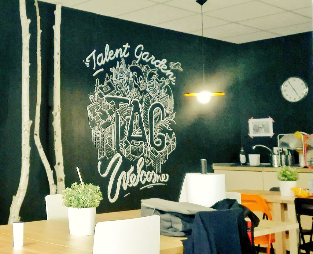 Stefp0's tweet photo. Nice visit @TalentGardenEs #TAGLife thinking mobile first #TAGCodemaster @tag_school Barcelona Experience @AlexBing2 @altomare90 @urbary https://t.co/q6lg8olXtT
