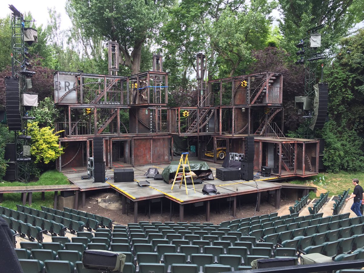 HedgesAndrew's tweet photo. More PA than you can throw a stick at, Regent's Park theatre @MartinAudioLtd @AutographLondon #mla mini @shanekavanagh87 @Benjaminlloyd91 https://t.co/my5ETZG420