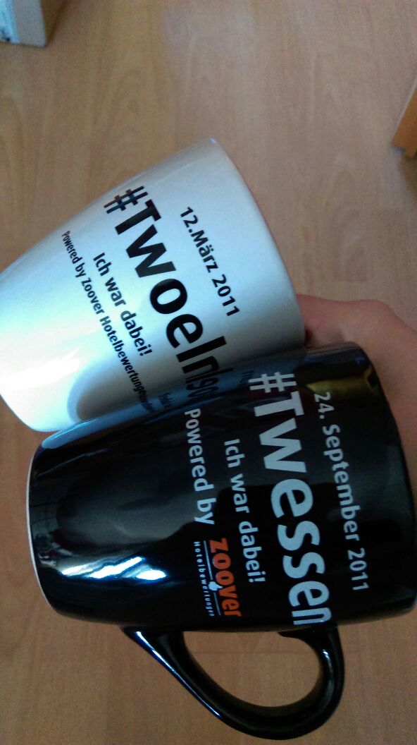 Quoteneinhorn's tweet photo. Was ich seit 4,5 Jahren nicht in der Hand hielt und schon nicht mehr wusste, dass ich diese überhaupt besitze: #twoeln #twessen https://t.co/S9LVNd5htL