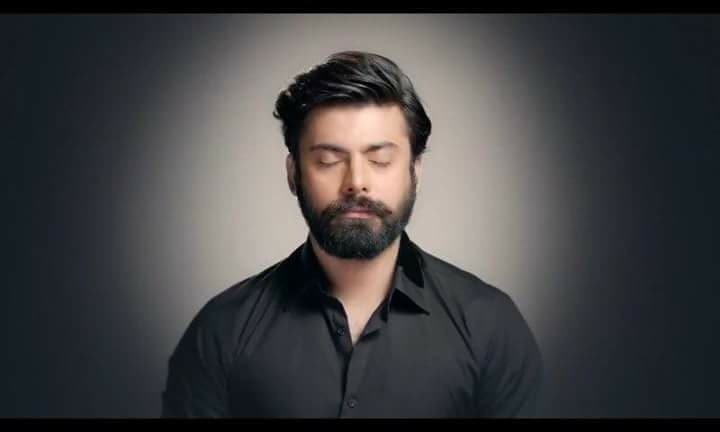 hipinpakistan's tweet photo. This #Ramzan, #Pepsi has their #EyesClosedForLight
#SajalAly #SumbulqbalKhan #MinaalKhan #FawadKhan #MunibaMazari
https://t.co/BLmNByv08D https://t.co/C5VrEjQpTj