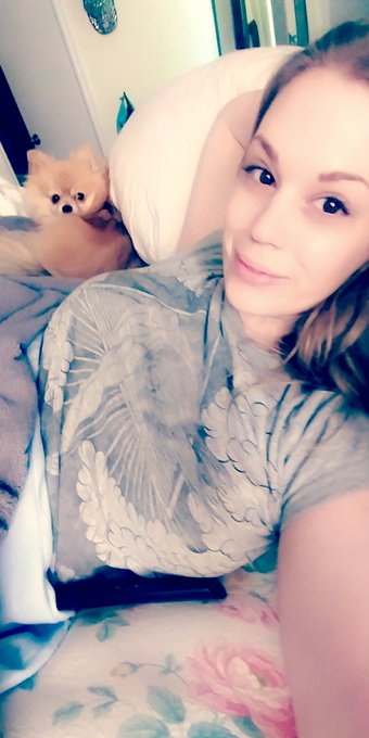 In case you forgot what I look like. I'm not quite as photogenic as my pup Desi Arnaz Jr Jr is. He's<a href="/tag/skype"class="tags"><span>#skype</span></a><a href="/tag/orgasms"class="tags"><span>#orgasms</span></a><a href="/tag/camgirlfun"class="tags"><span>#camgirlfun</span></a>