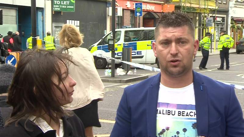 nycjim's tweet photo. Romanian baker Florin Morariu emerges as hero of London attack; used crates to defend the injured. https://t.co/D0wqipltmL https://t.co/37hwn7vQK3