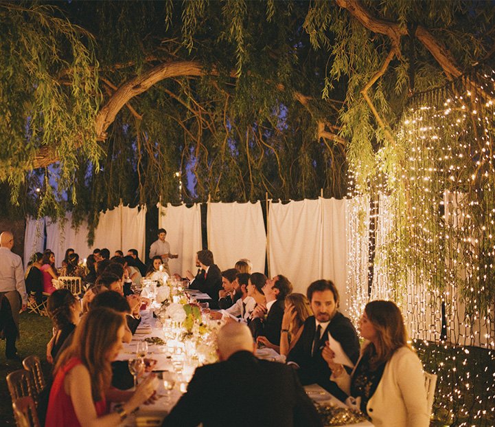 ¿Te apuntas a un banquete de bodas en medio de un bosque encantado? <a href="/21demarzo_bcn/">21 de marzo</a> hará todos tus sueños realidad: ow.ly/ILHC30cdBYp