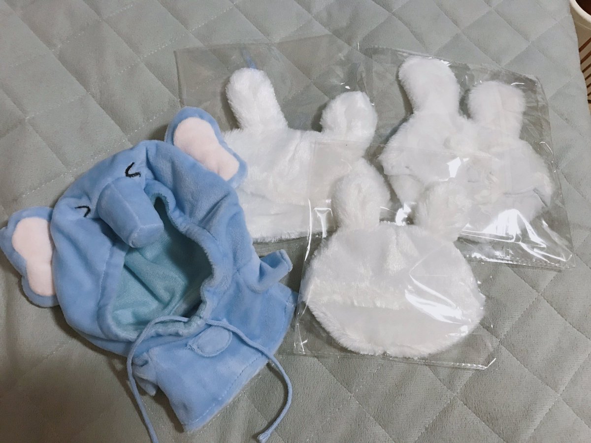 21boolove's tweet photo. 엑소 인형 옷
토끼모자 20cm2개+15cm1개+쿠키네인형옷 코끼리후드1개+택배비
일괄 운포23000원에 양도합니다 새상품이예요! https://t.co/MABkFGEhPd