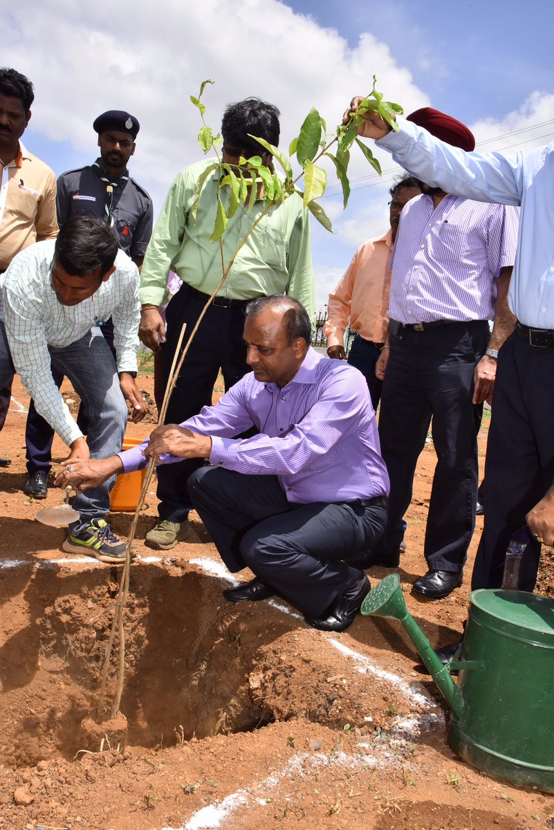 2/Tree Plantation by Shri A.K.Gupta,<a href="/GMSWR/">GM SWR</a> on #WorldEnvironmentDay &amp; 
officials/staff participated in a big way
<a href="/sureshpprabhu/">Suresh Prabhu</a> <a href="/RailMinIndia/">Ministry of Railways</a>