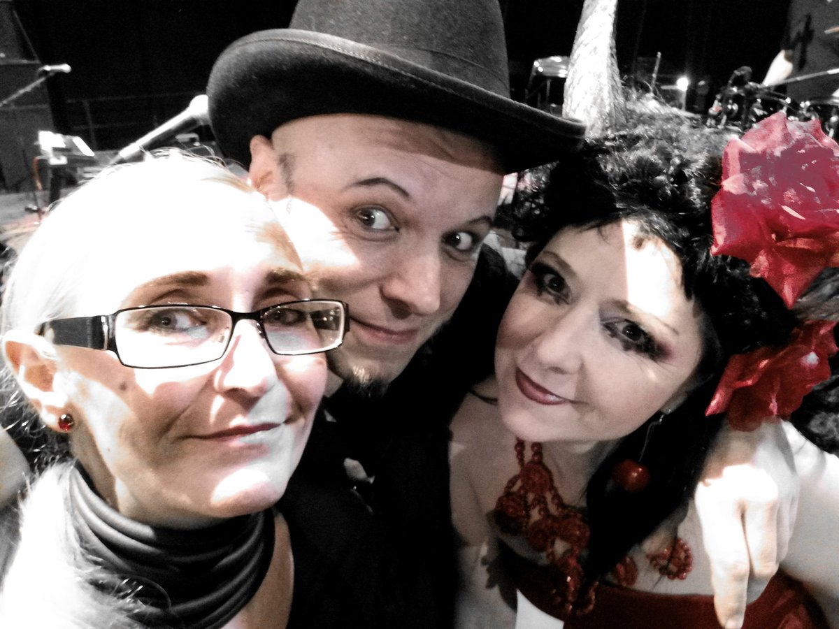 Bruno Kramm (@brunogertkramm) on Twitter photo Zusammen mit <a href="/Oberertotpunkt/">OBERER TOTPUNKT</a> , <a href="/SchneePerlen/">Schneewittchen Musik</a> und Dorsetshire ein krönendes Danse Macabre WGT 2017 Finale im Kohlrabizirkus Zusammen mit <a href="/Oberertotpunkt/">OBERER TOTPUNKT</a> , <a href="/SchneePerlen/">Schneewittchen Musik</a> und Dorsetshire ein krönendes Danse Macabre WGT 2017 Finale im Kohlrabizirkus