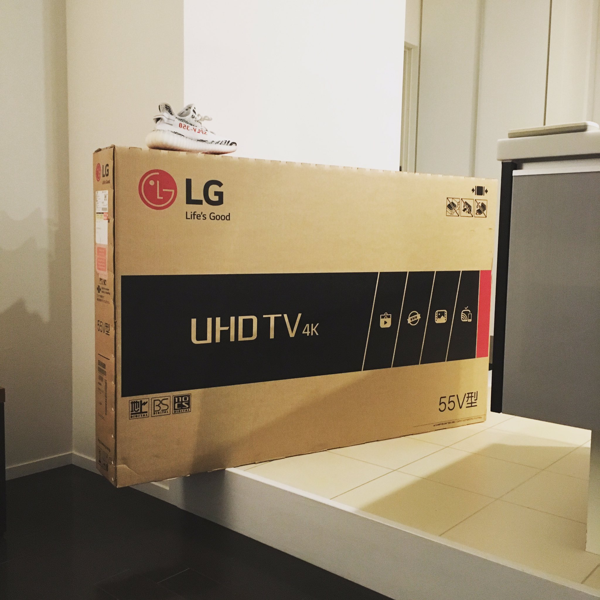 Liljuny Whoooo Beast Lg Tv Has Arrived Shout Out To Lg Hey Uky And Min Lg 4k Hdr Dazn ダゾーン テレビ スポーツ観戦 Lg Uk Dazn Jpn T Co 868ffg5jna Twitter