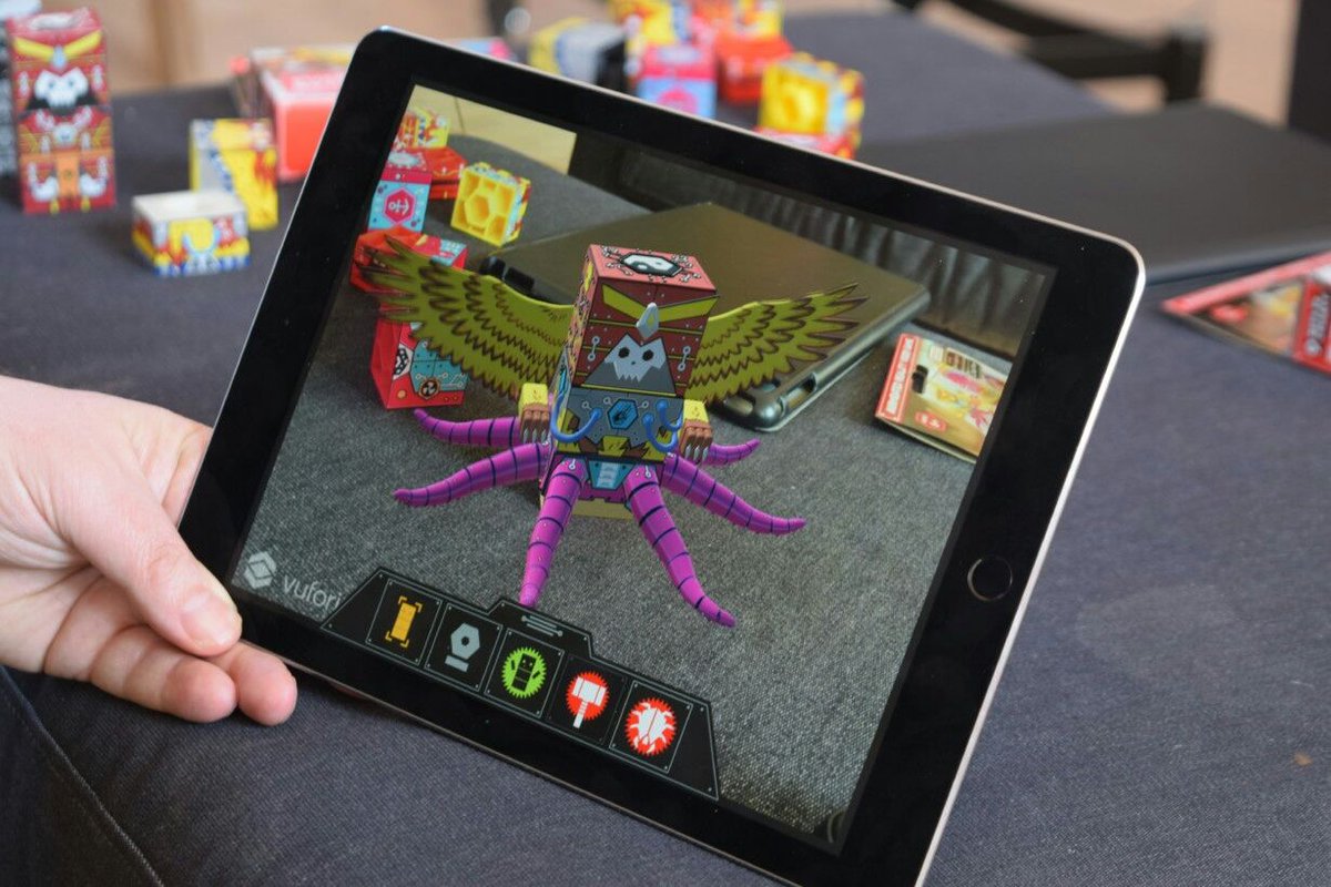 DeeSpeciale's tweet photo. #SwapBots are an augmented reality toy that’ll conquer the world.
https://t.co/869CmYUaRL
#ar #iot #vr #toys https://t.co/H72pN3NEtK