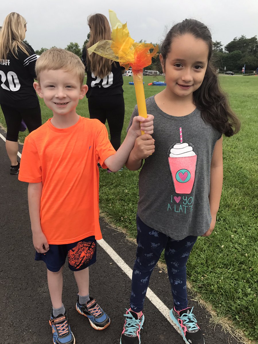 gaudens1st's tweet photo. Look who's representing our class! #TorchCeremony https://t.co/lqGZQ50x3x