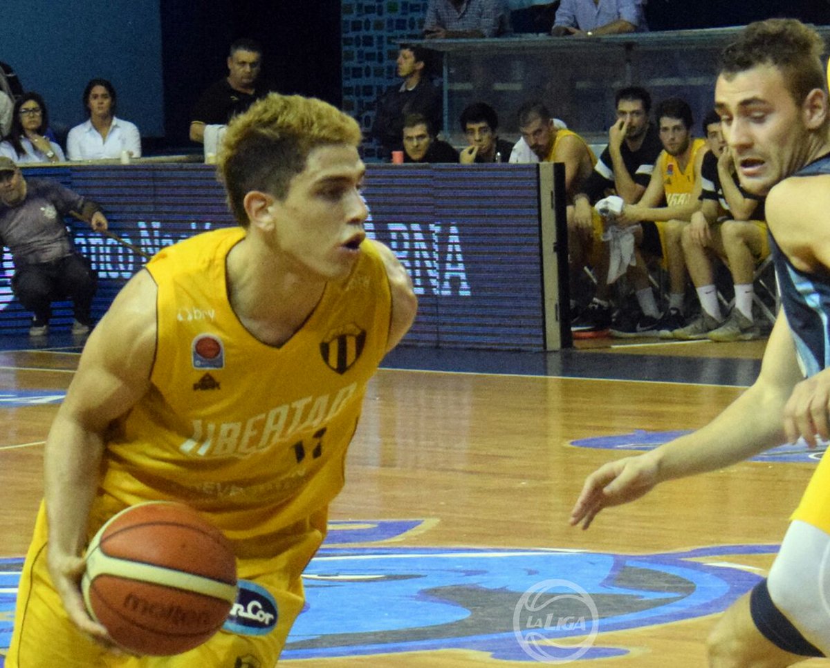 💣¡Bomba! <a href="/JVildoza11/">Jose Vildoza</a> viajará a Venezuela para disputar los playoffs con <a href="/trotamundosbbc1/">TROTAMUNDOS BBC</a>. El cordobés reforzará el equipo de Rubén Magnano.