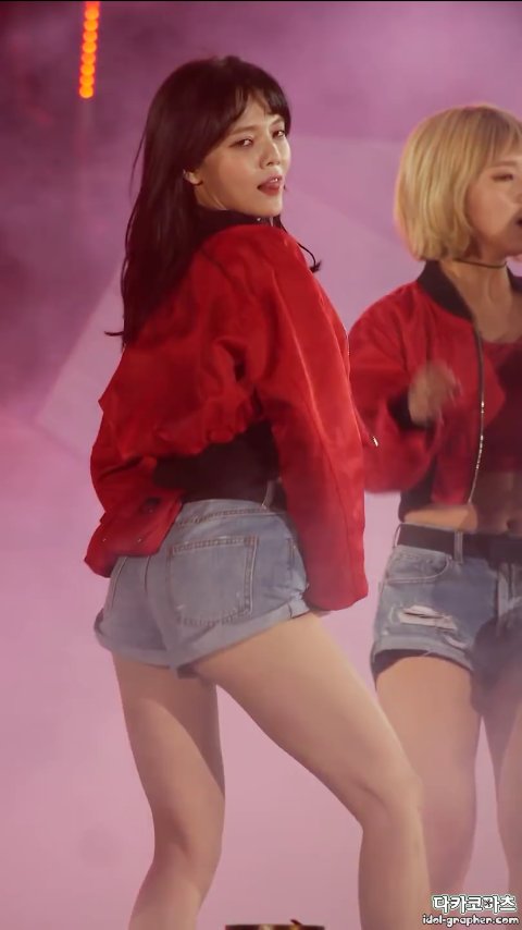 _Jordan1021's tweet photo. @Official_AOA #AOA #AceOfAngels #Excuse_me #ExcuseMe1stWin #Bing_Bing https://t.co/yEKESjjdOE