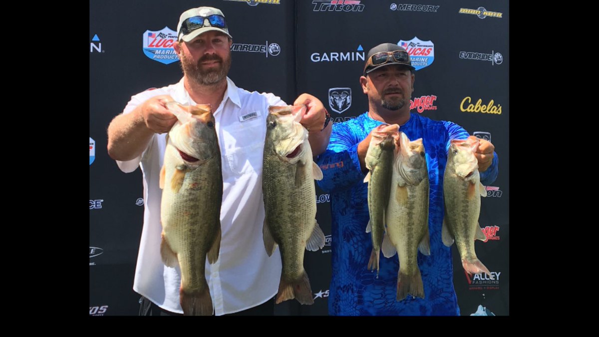 coachb_ware's tweet image. Congrats to @adamdunn_44 and @joshware74 for coming in 2nd at the TX Team Trail Bass Tourney in Livingston.