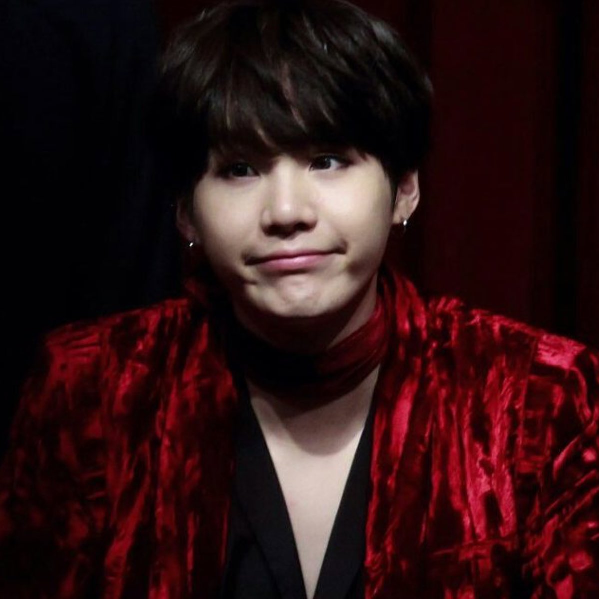 olyoongo's tweet image. :|