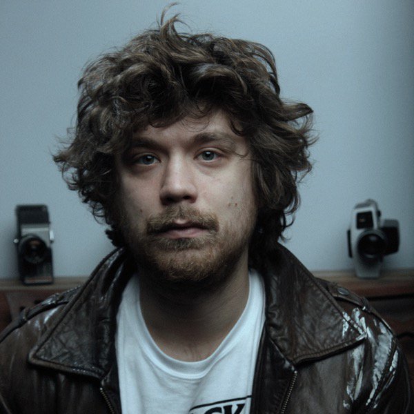 Announcing our Sappyfest 017 Songwriter-In-Residence: Eamon Mcgrath
sappyfest.com/news/2017/6/5/… #punk #author #wrongguy