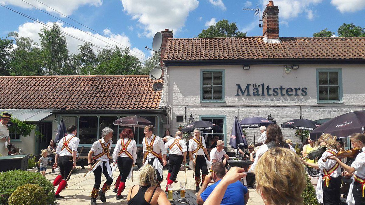 We would like to thank the wonderful Pendants Revolt Morris Dancers for their wonderful show in our beer garden this weekend! #morrisdancing