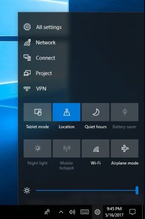 MadelenaMak's tweet photo. #iOS11 Control Center gets #LiveTile, and #Windows10 #FallCreatorsUpdate Action Center moves away from it. 😂 Stop copying each other! https://t.co/EsssaKcqra