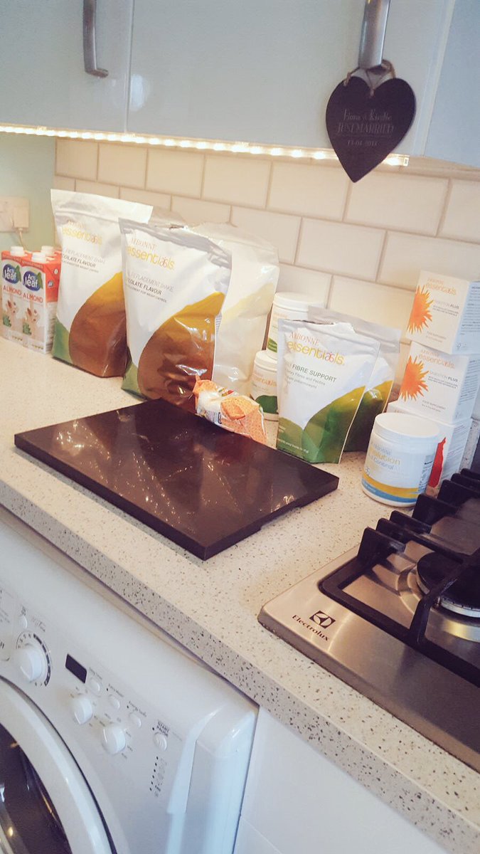 howlandpartner2's tweet photo. Preparing our meals for tomorrow! Let us know if you want to try.. #Arbonne #HealthyLiving #mealprep #Protein #Fibre https://t.co/EKHN4x3G1b