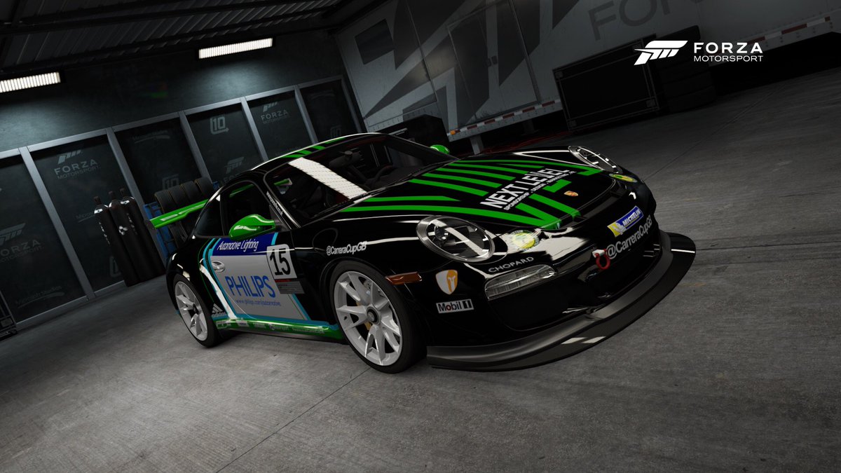 DoubleBRacingES's tweet photo. @Tom_Oliphant's 2017  @Porsche @CarreraCupGB car is the latest @RedlineRacing01 livery to done by the team https://t.co/zM3Ih6zM0r