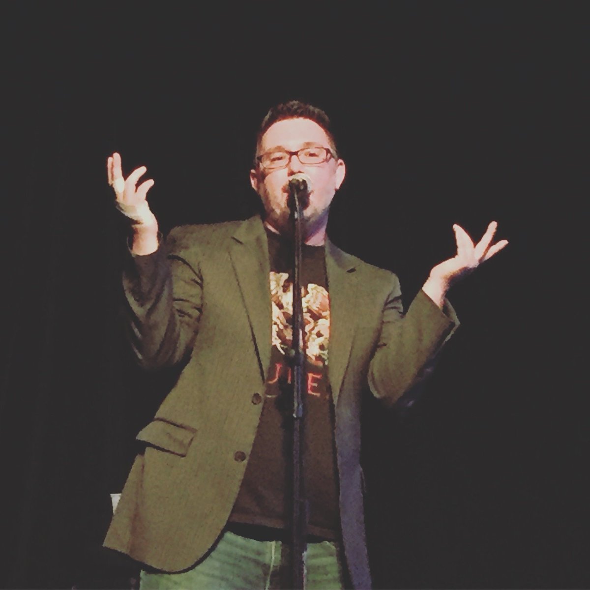JShepardOffcl's tweet photo. "What? I'm just rockin' this stage, no big whoop". 
@CosmicCharlies  #jasonshepardmusic #kentucky #lexington Photo: @sempervivi https://t.co/jrzwnSOvqJ