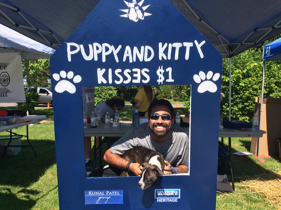homewithcb's tweet photo. We had a blast this weekend with @kunalpatelgroup at @SICSA's Lift Your Leg event! https://t.co/32Zwgo5HfX #homefordogs #daytonishome https://t.co/WkAf19iIl7