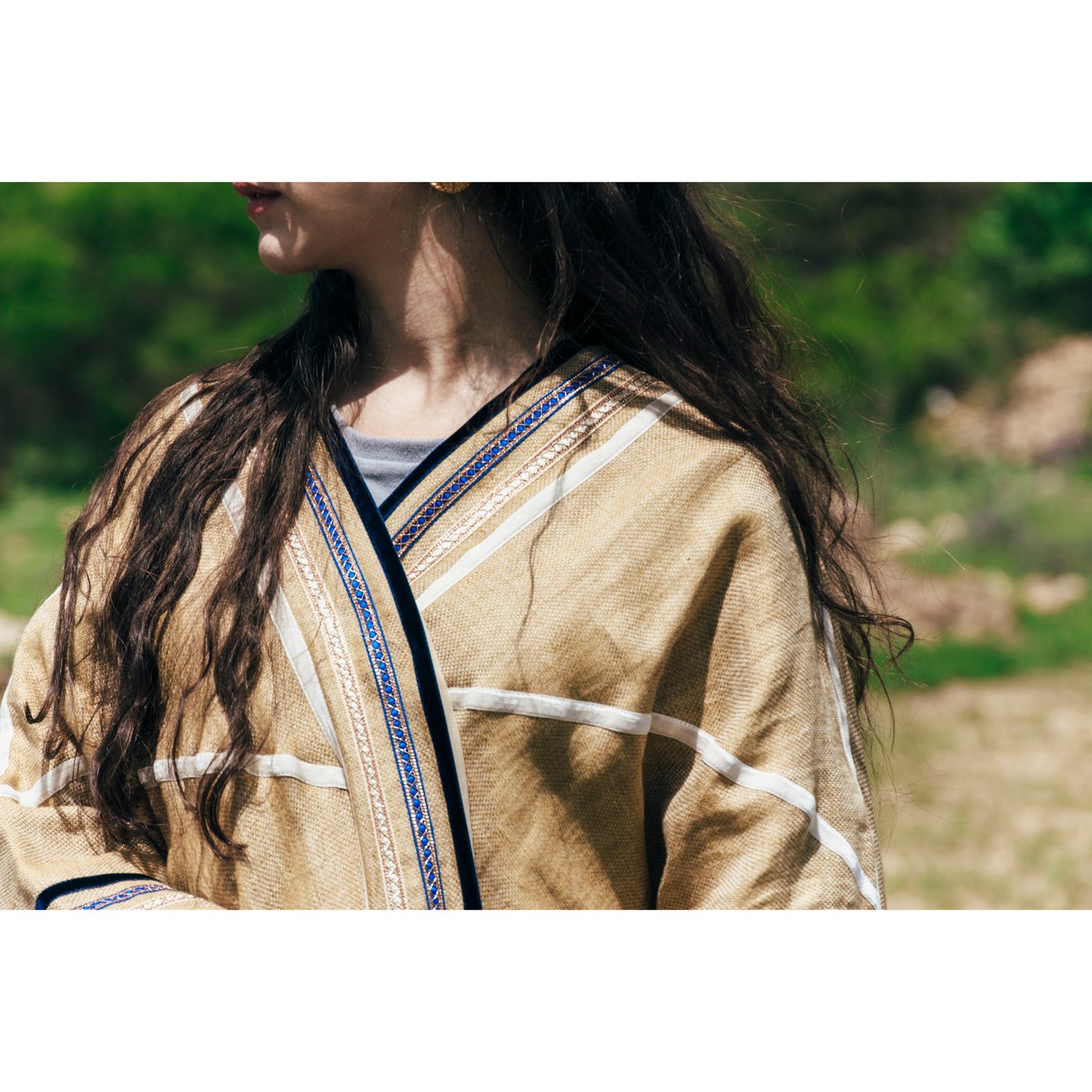 ShehanaDesigns's tweet photo. #moments of solitude with #mother_nature,&amp; in #shehana_abaya is #sunshine to a #soul 
#shehana #Summer #Spring #abaya #Mazand #new #trend https://t.co/XKBEoYxjQi
