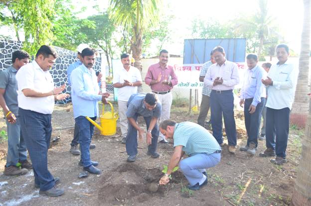 BPCLVijaySehgal's tweet photo. World Environment Day celebration at Solapur https://t.co/HYrONY9rwi