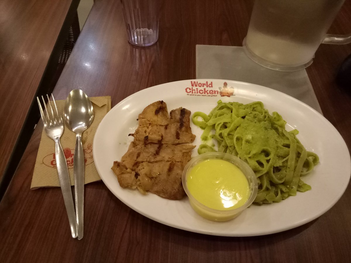 LesAmbil's tweet photo. Before and After. HAHAHA! sahod day is ๐ telege. #WorldChicken https://t.co/1mNUh3Gp7T