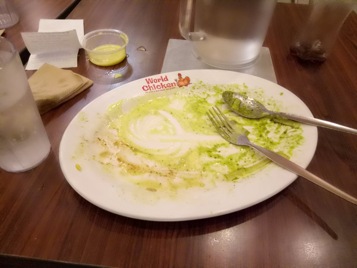 LesAmbil's tweet photo. Before and After. HAHAHA! sahod day is ๐ telege. #WorldChicken https://t.co/1mNUh3Gp7T