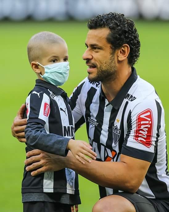 fluriqui's tweet photo. Ídolos são como heróis, por isso todo meu respeito pelo @fredgol9 ! 👏👏👏
#FredMito
#FredLenda
#FredÍdoloUniversal https://t.co/8j6ZQNCpaK