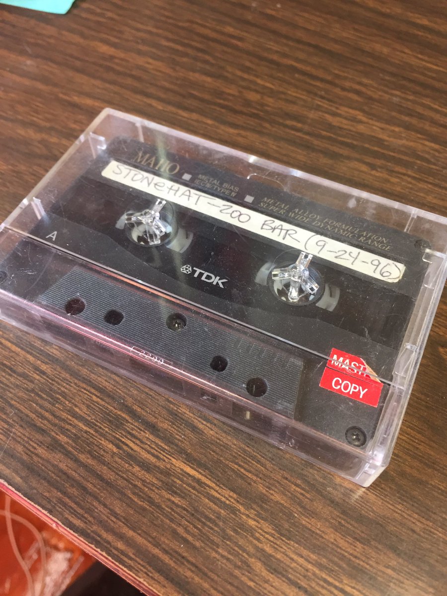 BigRedVirus's tweet photo. A few memories come with this gem. @snakefiddler @webbnf @strahanlarsen @MHark https://t.co/h9OAmkL9ua