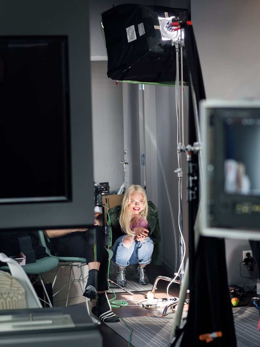 Nellycom's tweet photo. FILTER - Behind The Scenes π¬Β https://t.co/mJ1kQf3dFJ π #filterseries https://t.co/Hg0Oc0g76T