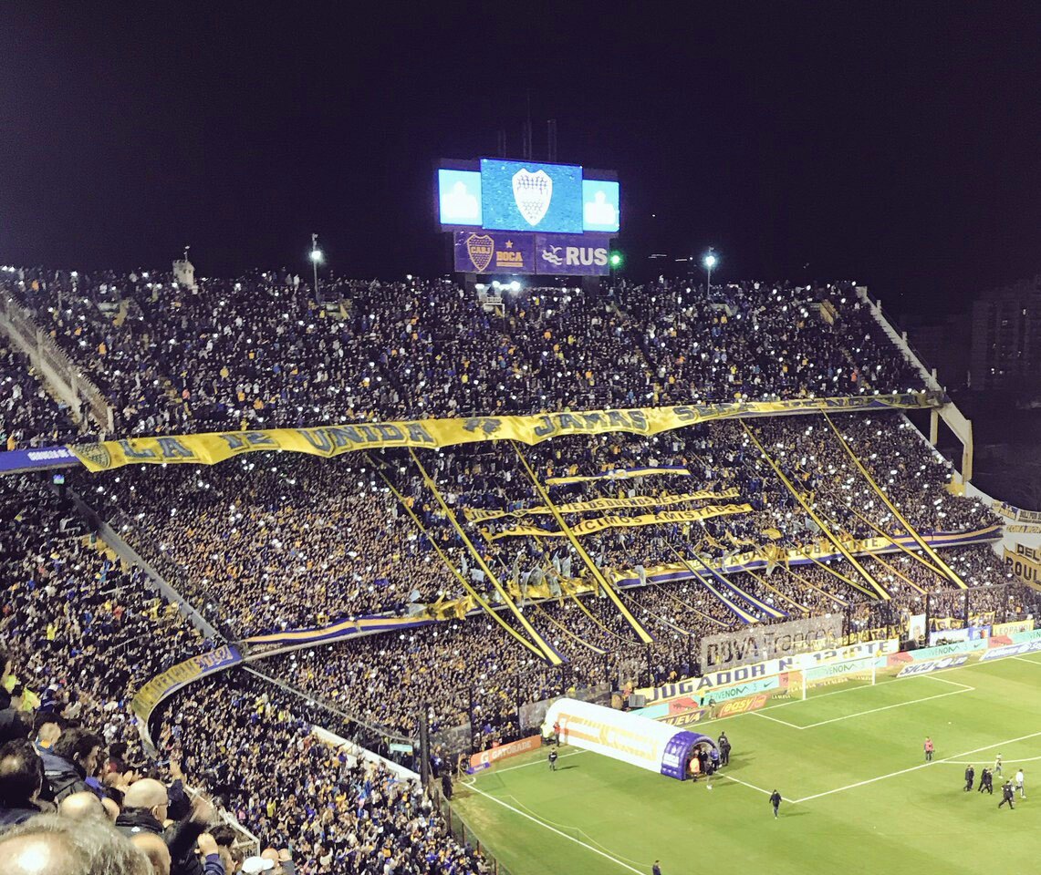 BocaEsPueblo's tweet photo. QUE GANE BOCA Y TODO EL AÑO ES CARNAVAL

Baile en la Bombonera, huevos del equipo y aliento incondicional del jugador número 12 https://t.co/H0GKNalAS6