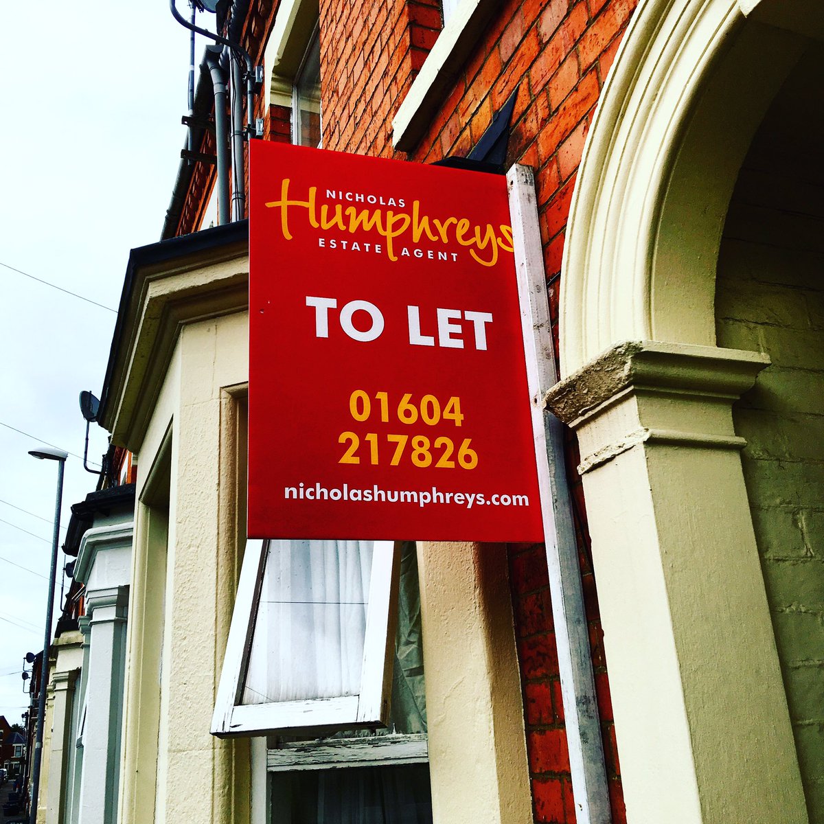 Keep your eyes out around #Northampton for our new boards! We have lots of properties available but we want more! #Landlords #Students