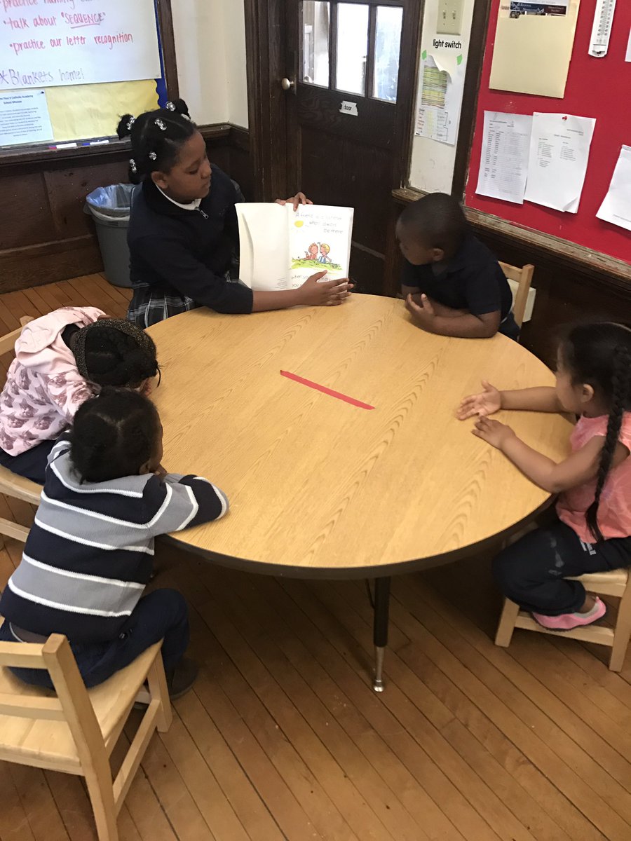MrsDuncanMatPK's tweet photo. Pre-K had an excellent time listening to stories from our 5th grade students. Thank you Grade 5 for excelling in reading! https://t.co/wPRfZAVaMA