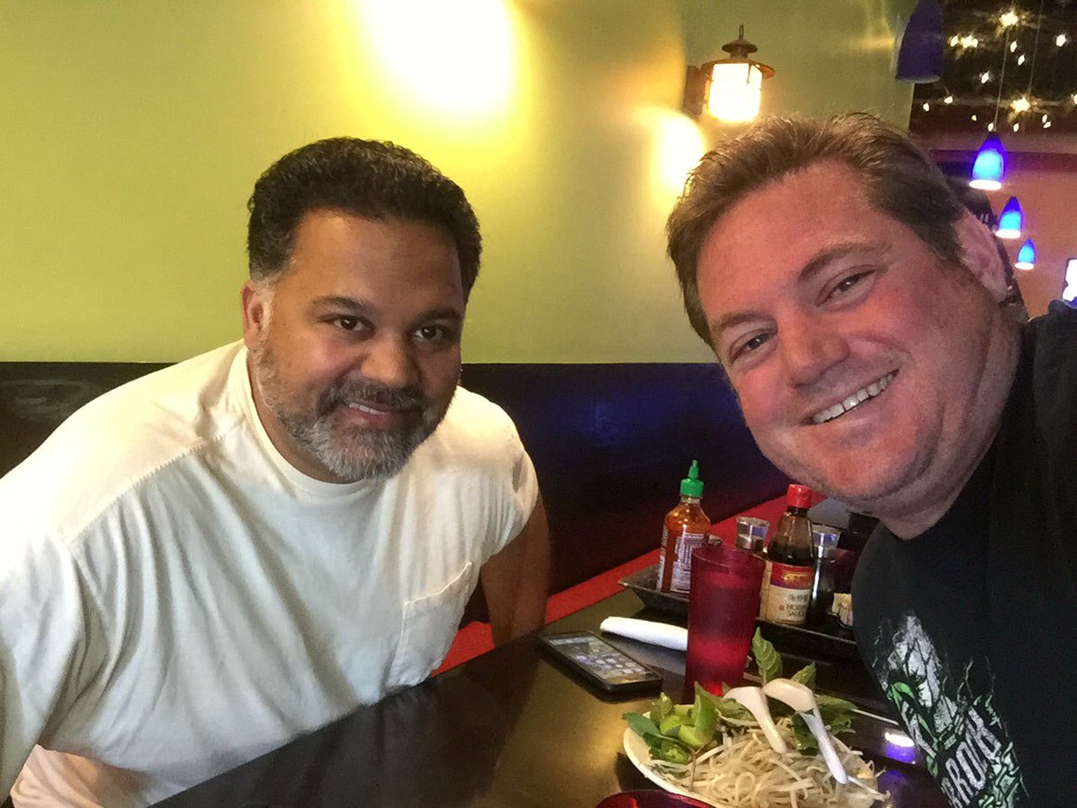 dhoustonjacobs's tweet photo. Finishing a great weekend with my buddy @NitinGShanbhag https://t.co/VHfV3POgbl